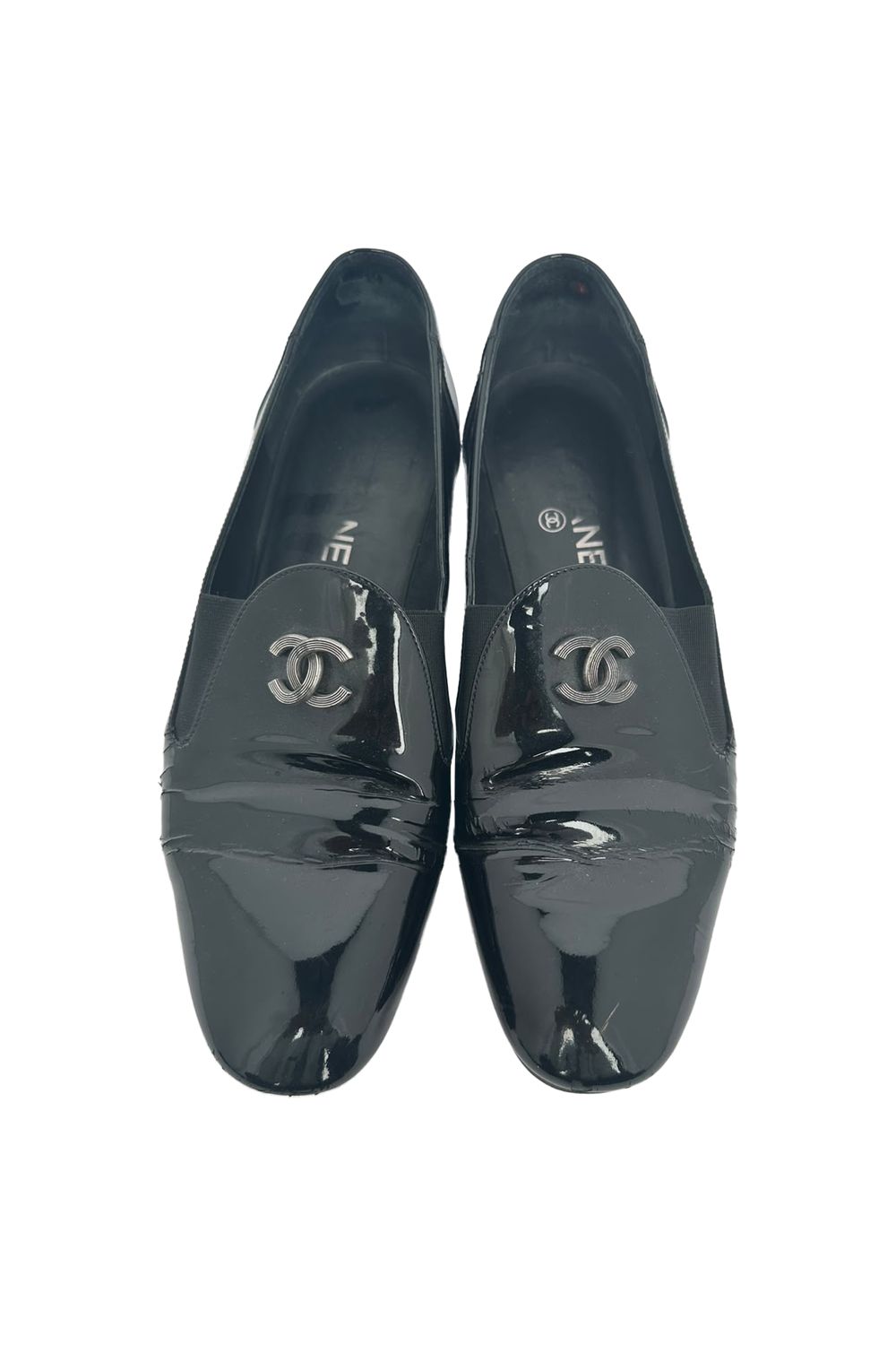 Chanel Interlocking CC Logo Flats in Black Patent Leather