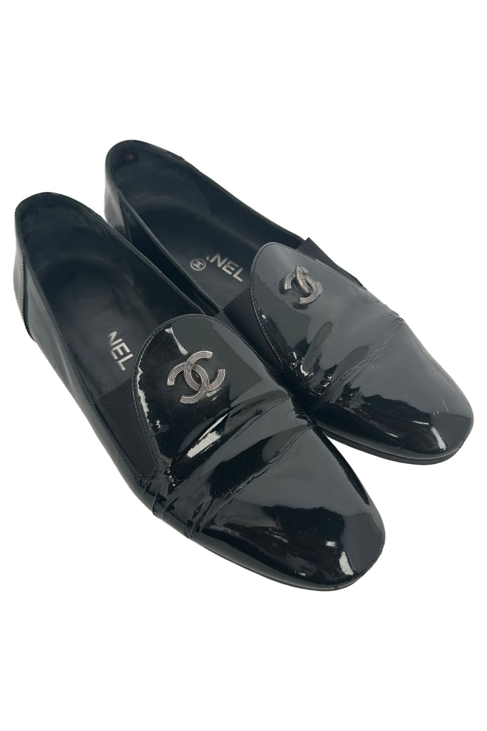 Chanel Interlocking CC Logo Flats in Black Patent Leather