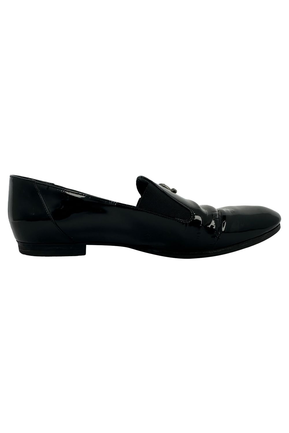 Chanel Interlocking CC Logo Flats in Black Patent Leather