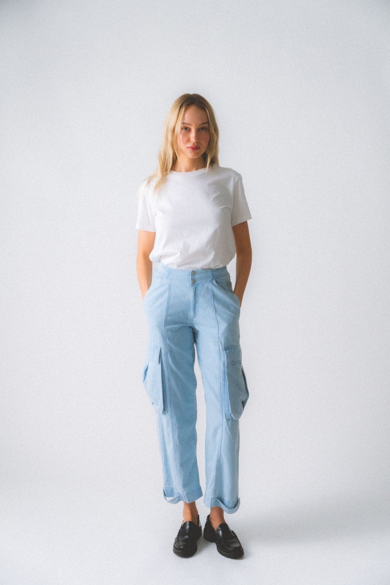 Frame Blue Wide-Leg Cargo Jeans - Bessette