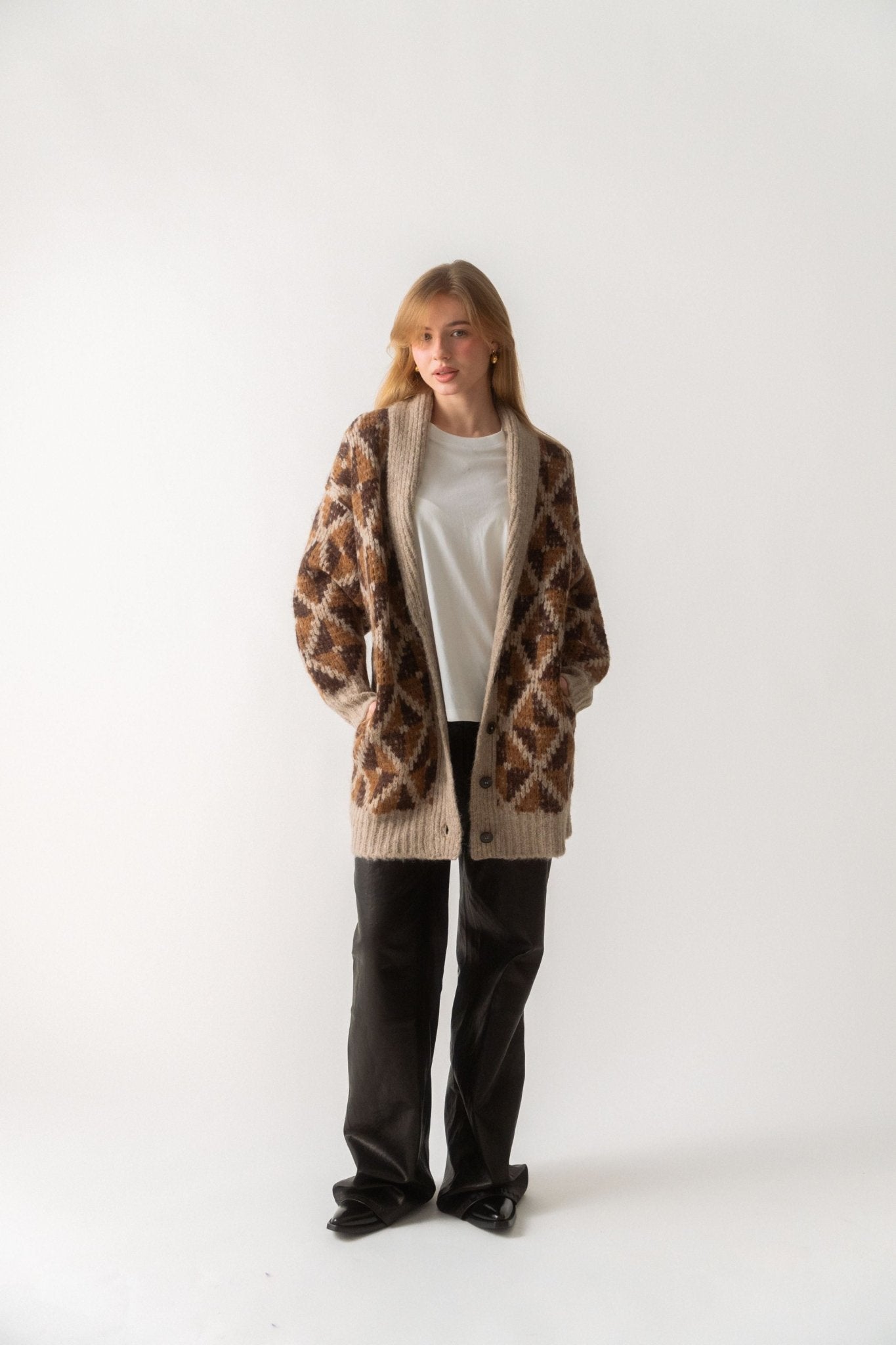 Frame Grandfather Shawl Cardi - Bessette
