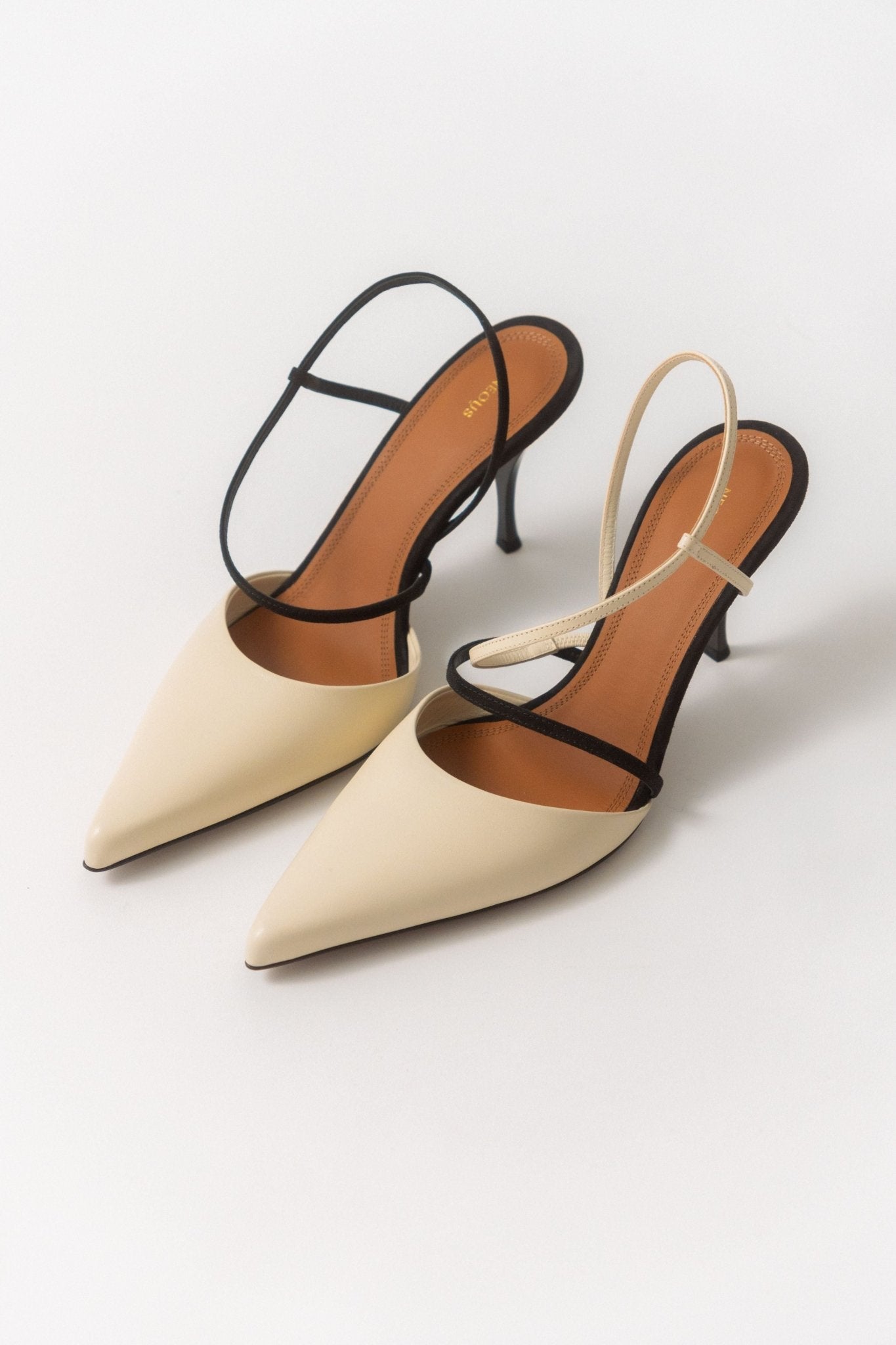 Neous Tangra Pump - Bessette