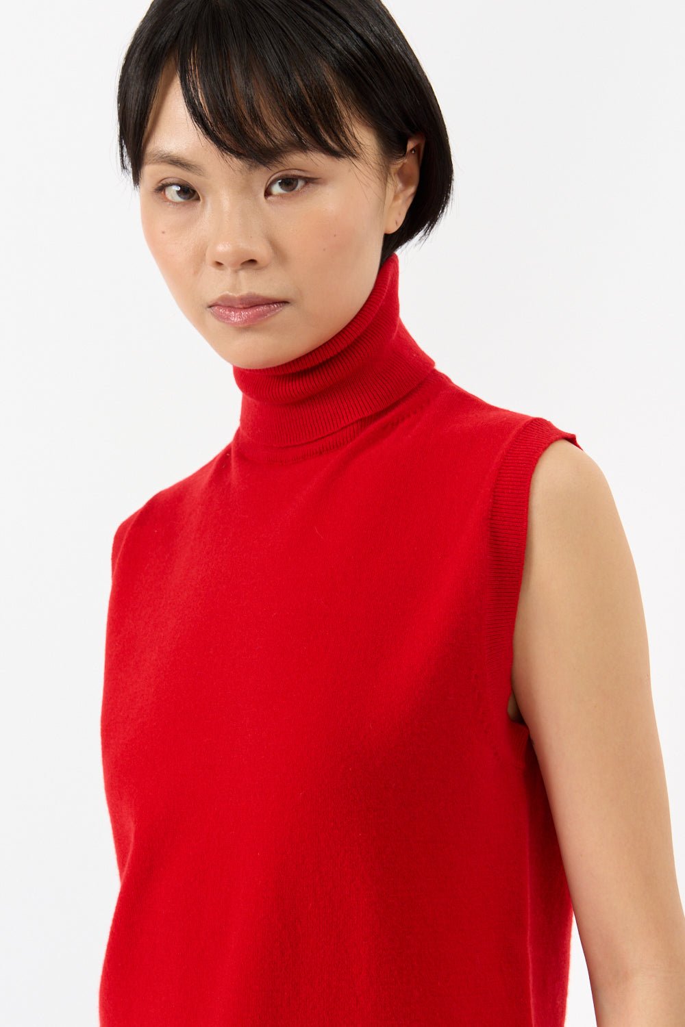 Róhe Sleeveless Turtleneck - Bessette