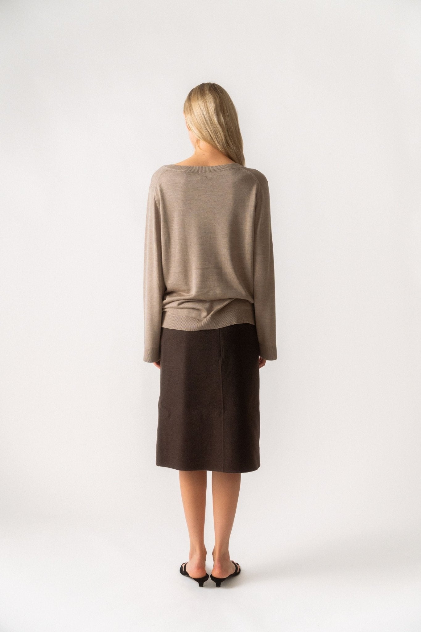 Toteme Silk Cashmere V-Neck Knit - Bessette