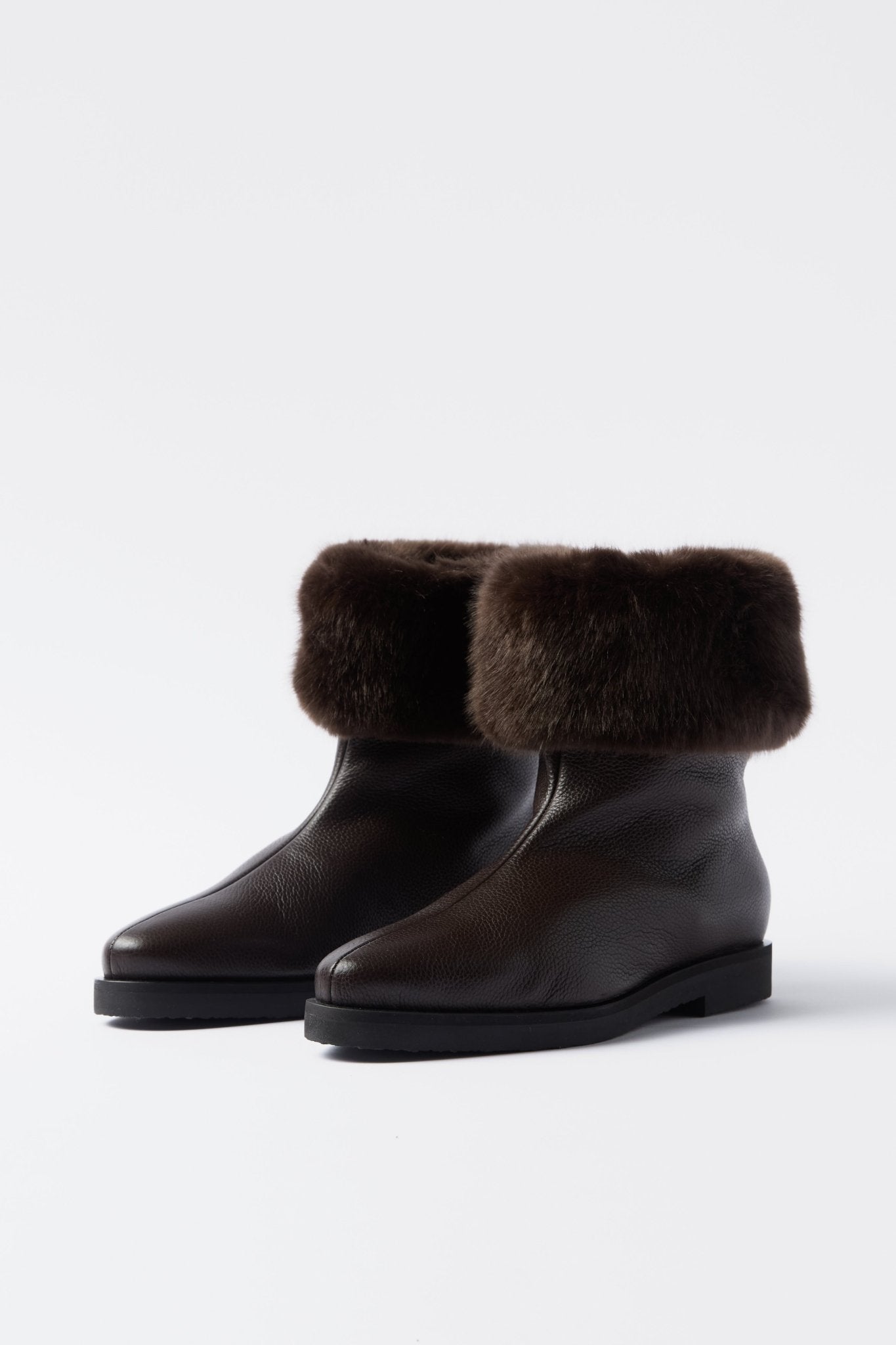 Toteme The Off-Duty Boot - Bessette