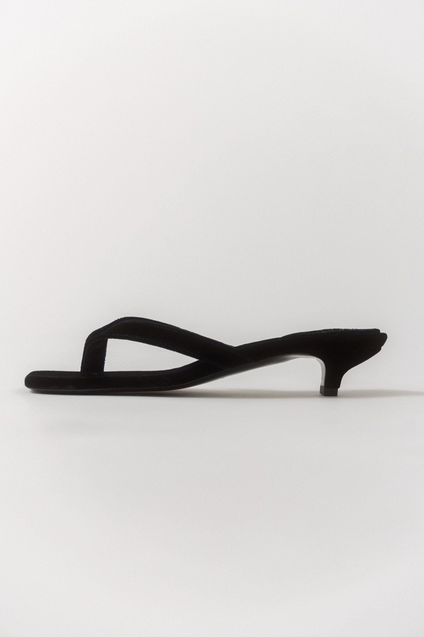 Toteme The Velvet Flip-Flop Heel - Bessette